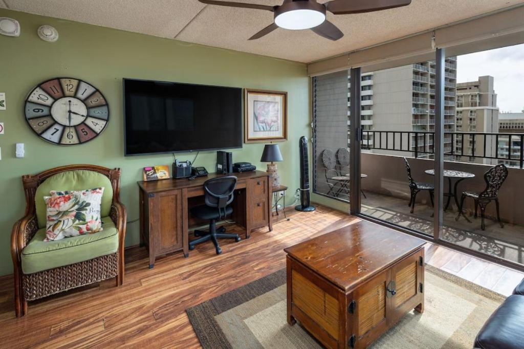 Heart Of Waikiki,1Bdrm,Free Parking, Wifi,No Resort Fees,Youtube,Netflix ! Χονολουλού Εξωτερικό φωτογραφία