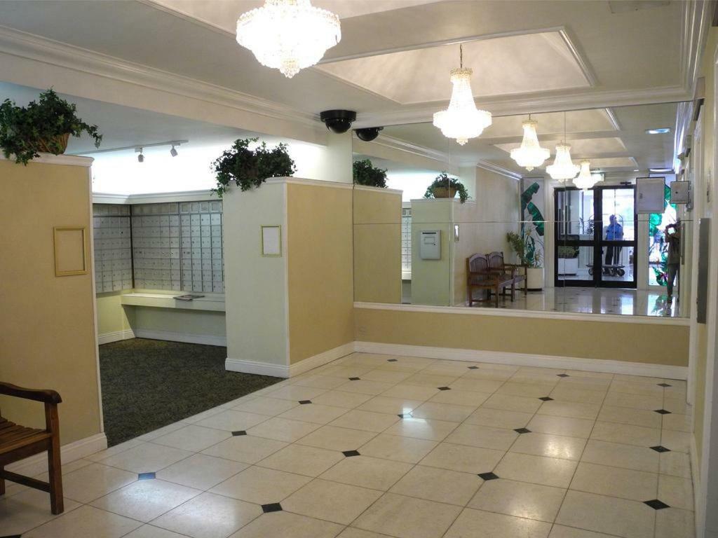Heart Of Waikiki,1Bdrm,Free Parking, Wifi,No Resort Fees,Youtube,Netflix ! Χονολουλού Εξωτερικό φωτογραφία