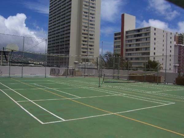 Heart Of Waikiki,1Bdrm,Free Parking, Wifi,No Resort Fees,Youtube,Netflix ! Χονολουλού Εξωτερικό φωτογραφία